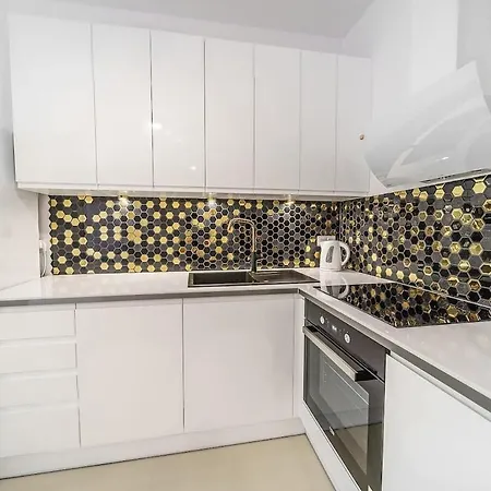 Urban Nest - Center - Sienna 65 Apartment